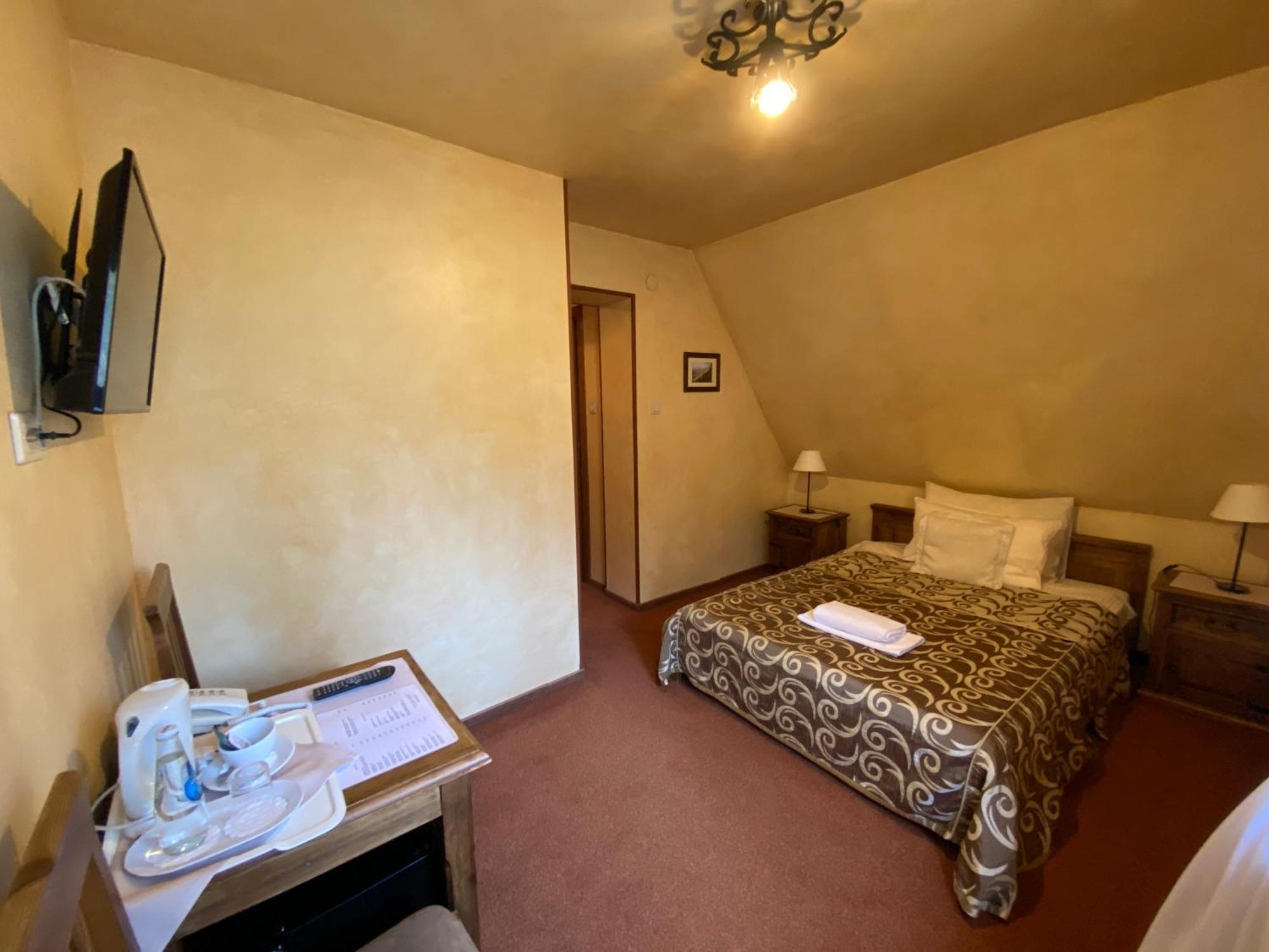 Hotel Dwor Karolowka Zakopane Exterior photo